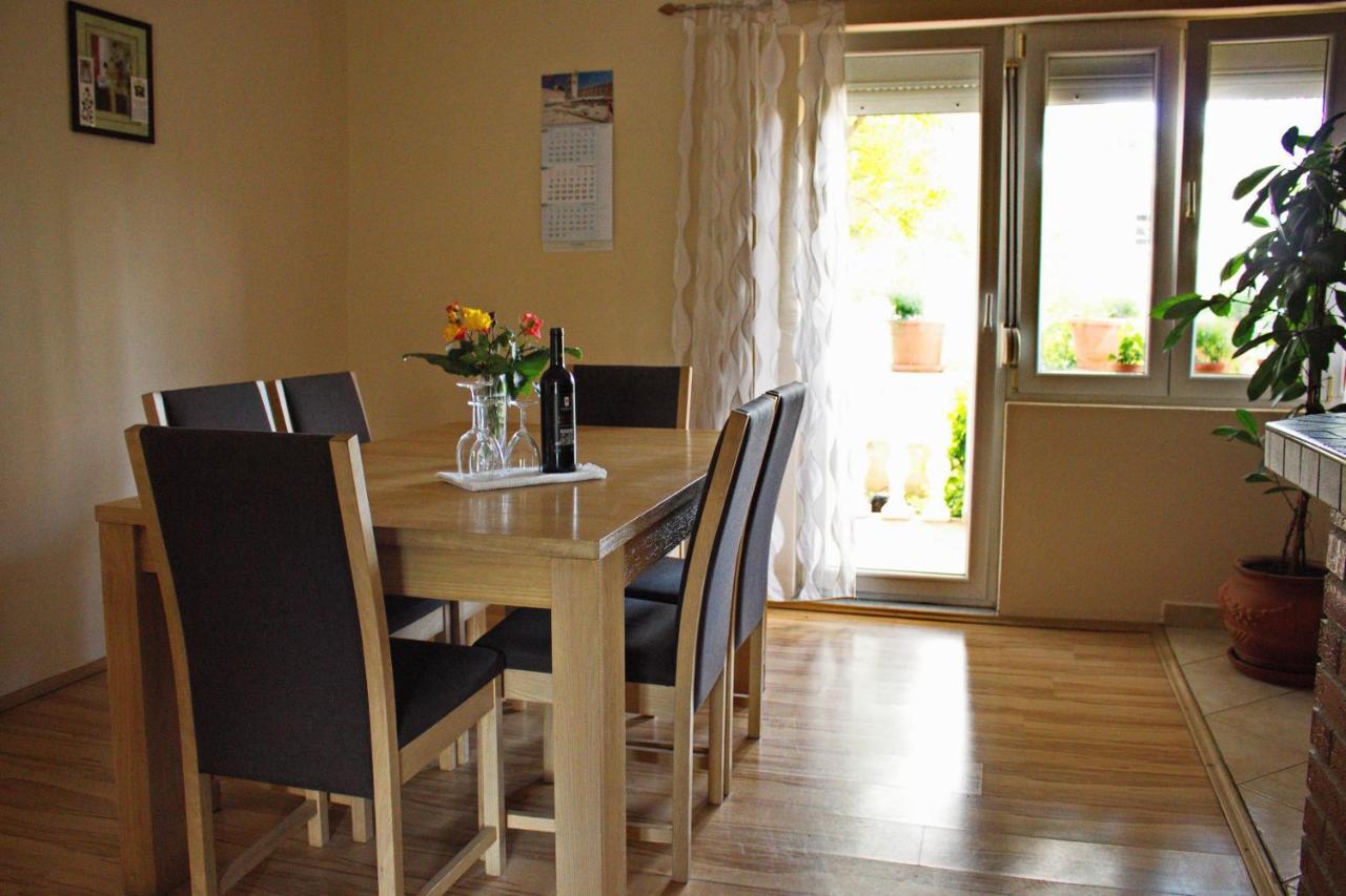 Apartments By The Sea Nin, Zadar - 12890 المظهر الخارجي الصورة