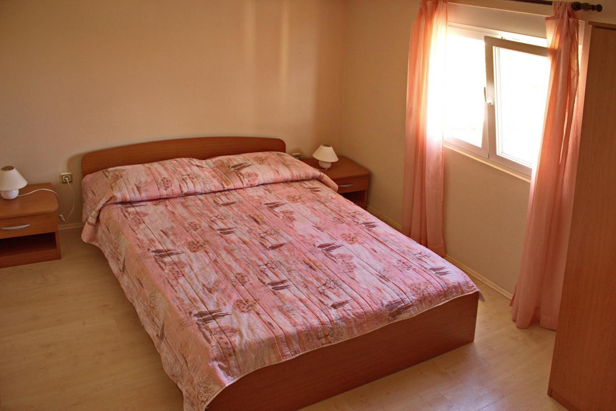 Apartments By The Sea Nin, Zadar - 12890 الغرفة الصورة