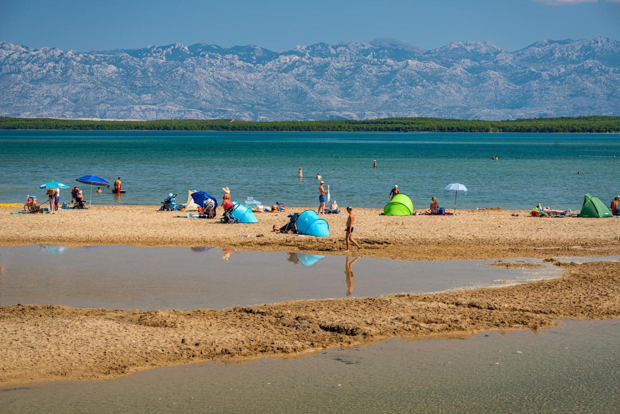 Apartments By The Sea Nin, Zadar - 12890 المظهر الخارجي الصورة